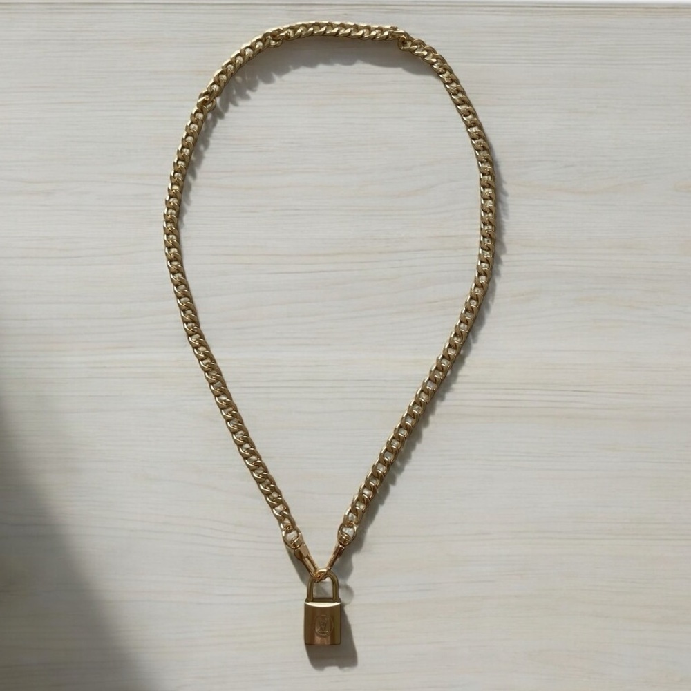 Louis Vuitton Rare Lock NO KEY #209 & New Aftermath Chain 16” - Picture 6 of 6